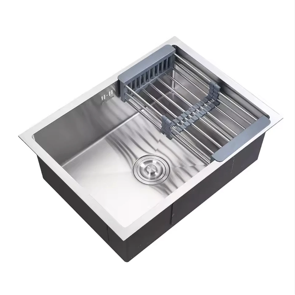 Éviers de cuisine minimalistes